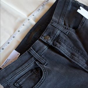 Joe's Jeans The Charlie High-Rise Skinny Ankle NWT